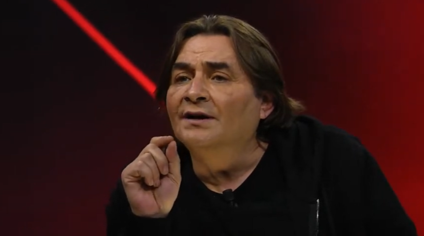 Armağan Çağlayan kendisine gelen teklifi ifşa etti! 'Ağzım açık okudum...' 