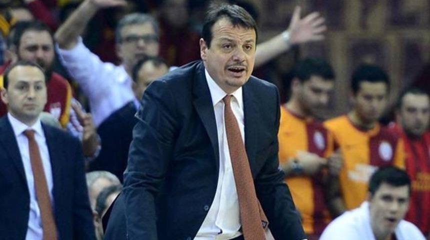 Galatasaray'da iki kadro dışı