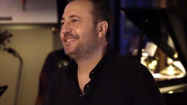 Sanatçı Ercan Saatçi'nin acı günü! Annesini kaybetti