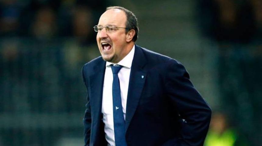 Benitez Trabzonspor'dan &ccedil;ekiniyor