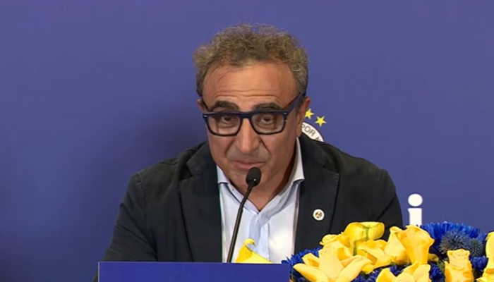 F.Bahçe'ye sponsor olmuştu! Hamdi Ulukaya'nın imza töreninde kullandığı kelime olay oldu