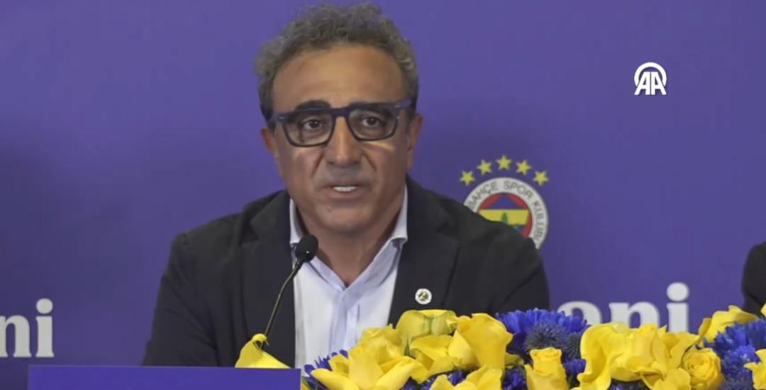 Fenerbahçe nin yeni sponsoru Chobani nin CEO su Hamdi Ulukaya nın imza töreninde kullandığı Türkiyeliler kelimesi olay oldu! İşte tepkiler... 1