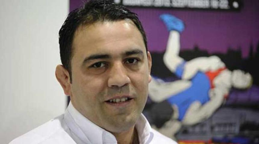 Yerlikaya ve Bilgin istifa etti