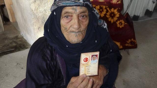 Türkiye'nin en yaşlı kadınıydı! Vefat etti...