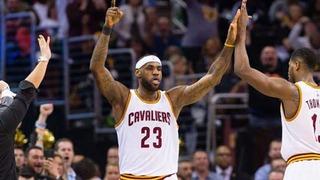 LeBron durdurulamıyor! 10'da 9...