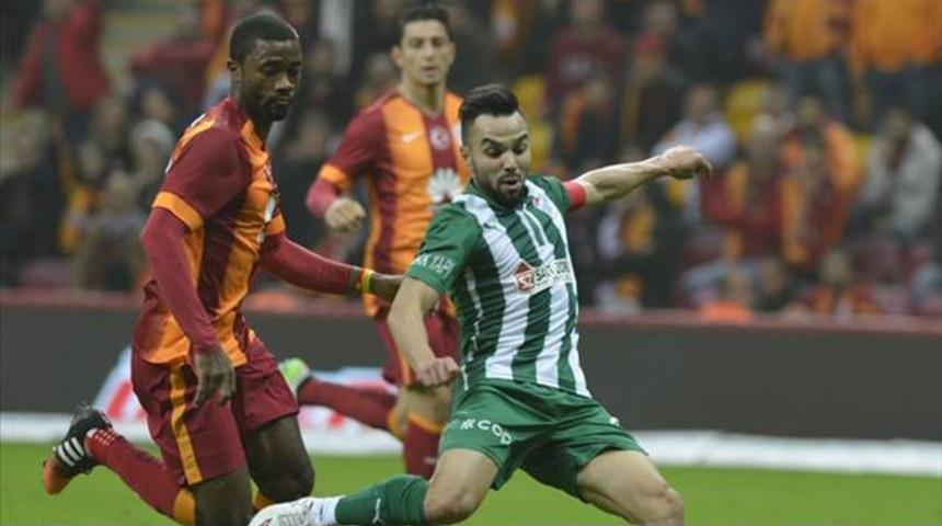 Fenerbah&ccedil;e'nin g&ouml;zdesi Volkan Şen