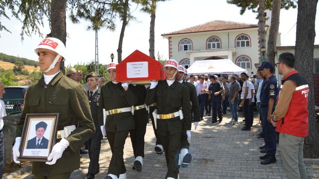 Samsun'da vefat eden Kıbrıs gazisi Ömer Cam son yolculuğuna uğurlandı