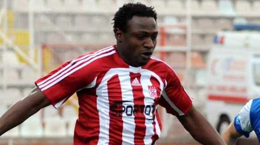 Sivasspor'da Eneramo 3 hafta yok