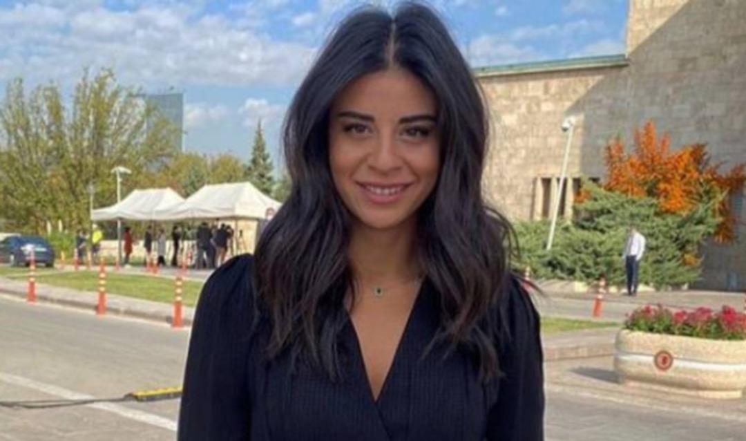 Tatili kabusa dönüştü! 7 milyon lira değerindeki aracıyla vale kolona çarptı... 3