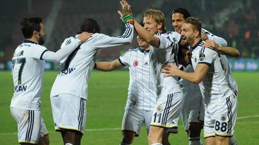 Fenerbah&ccedil;e Avrupa'da ilk 5'te