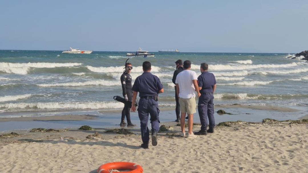 Tekirdağ’da denizde boğulma tehlikesi geçiren 3 kişiden biri kayboldu 3