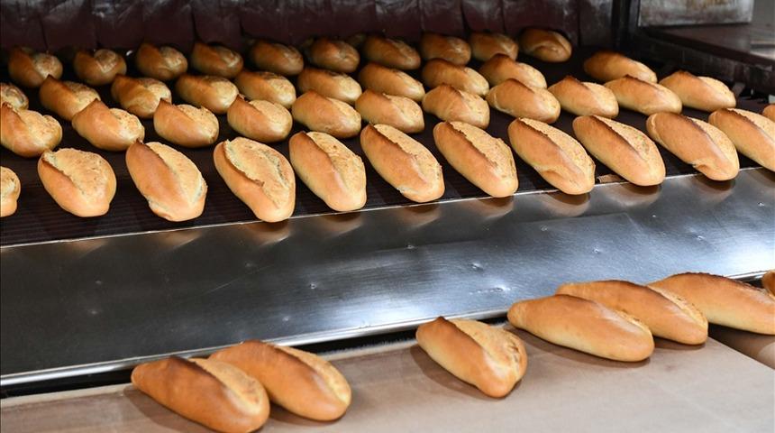 İBB, Halk Ekmek'e y&uuml;zde 25 zam yaptı