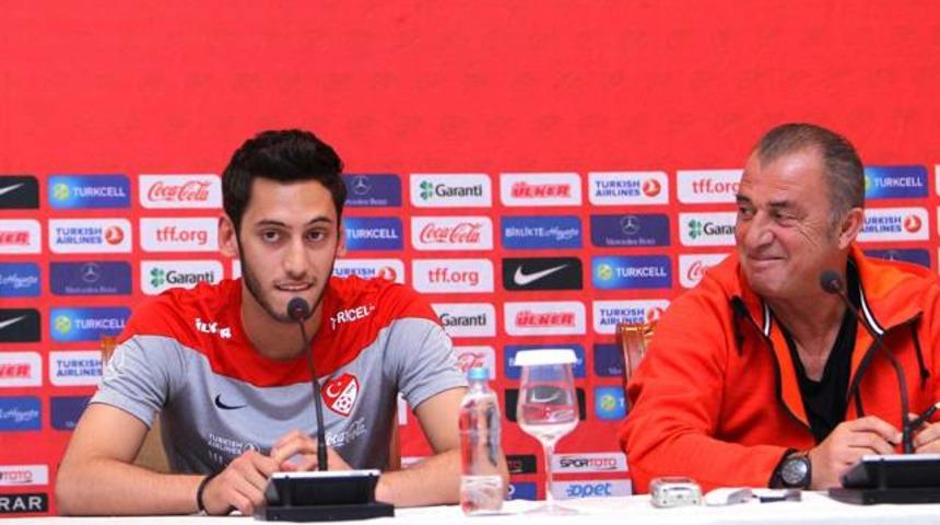 Hakan &Ccedil;alhanoğlu'ndan Fatih Terim'e &ccedil;ağrı