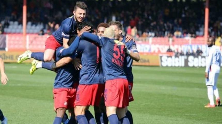 Mersin geriden gelerek kazandı