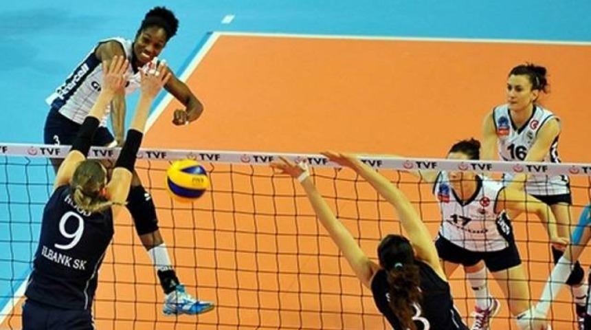 Fenerbah&ccedil;e, İlbank'ı rahat ge&ccedil;ti