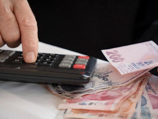 Alışkanlıklar değişiyor! Mahallede olana değil ucuza gidiyorlar... 