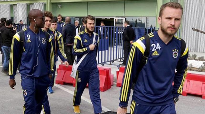 Fenerbah&ccedil;e'de sol kanat &ccedil;&ouml;kt&uuml;