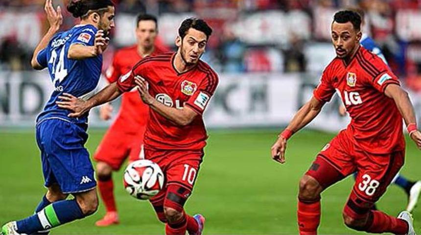 Barcelona, Hakan &Ccedil;alhanoğlu'nun peşinde...