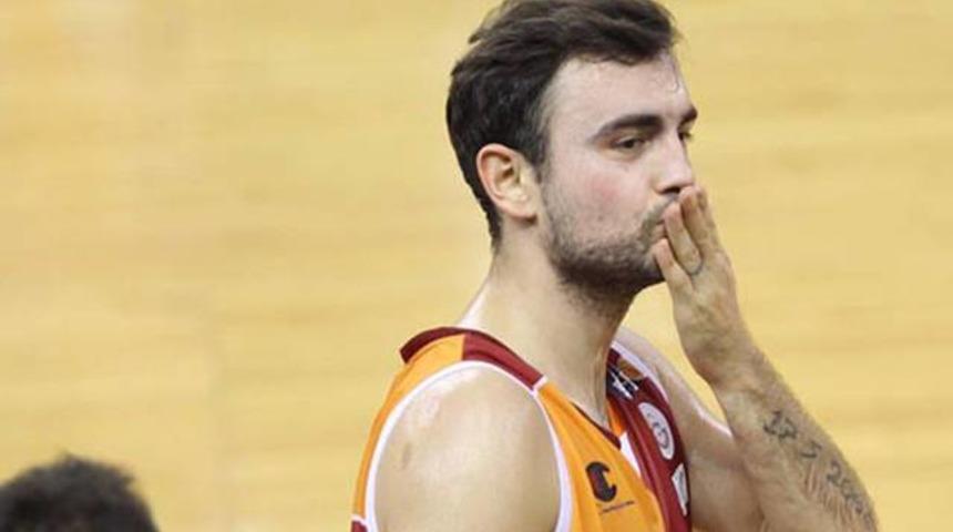 Galatasaray'a bir şok da Ender Arslan'dan