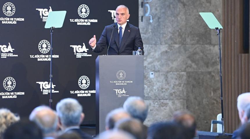 Turizmde Cumhuriyet rekoru! Kültür ve Turizm Bakanı Mehmet Nuri Ersoy duyurdu
