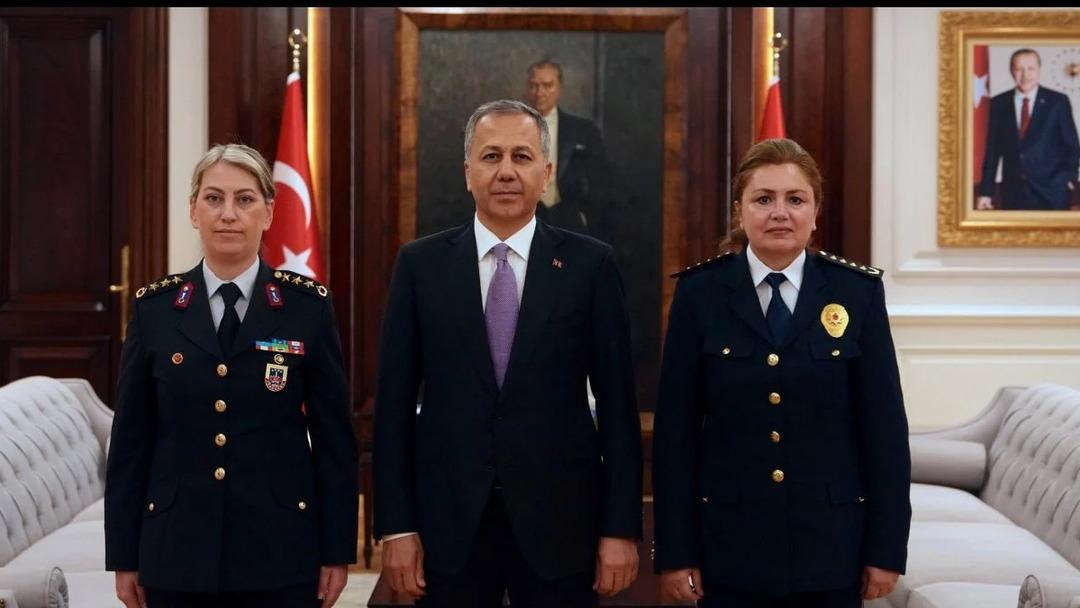 İl Jandarma komutanı olan ilk kadın subay Gülden Mat Şakir adını bir kez daha tarihe yazdırdı! Tuğgeneralliğe terfi etti 2