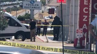 Muğla’da yol kenarında bulunan 2 valiz paniğe neden oldu