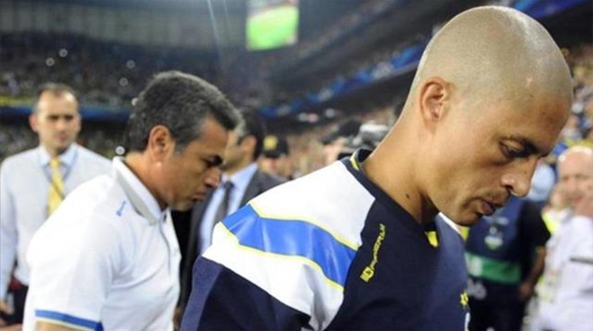 Alex'in tartışma yaratan Aykut Kocaman tweeti