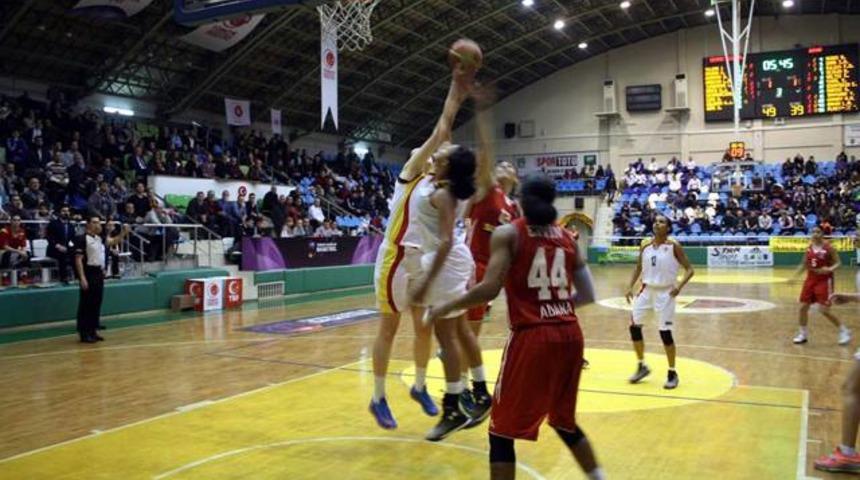 Edirne Belediyesi Edirnespor 67 - 64 Adana Botaş