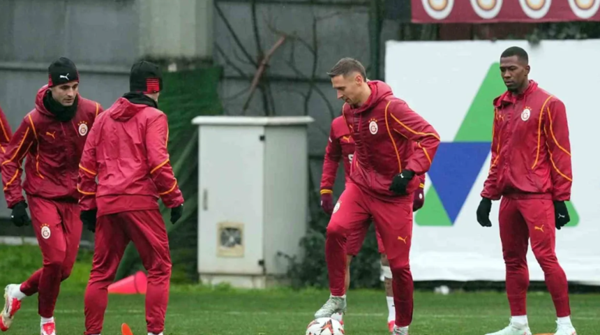 Galatasaray'da 6. ayrılık kapıda! Büyük umutlarla alınan isim takımdan gönderiliyor... Hem de zararına