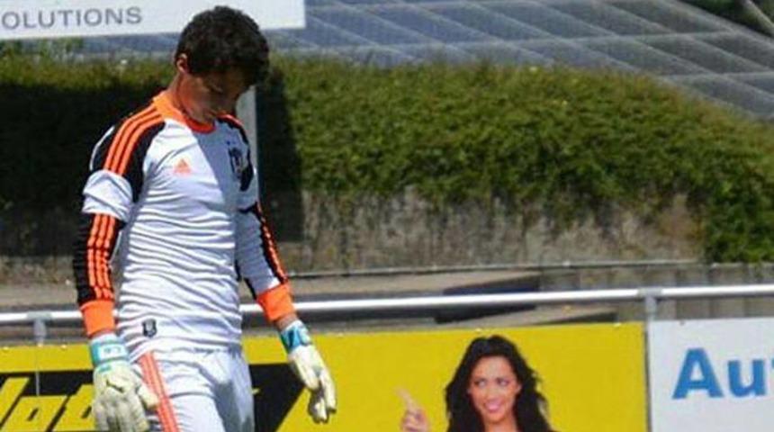 Beşiktaş'ın gen&ccedil; kalecisi &ouml;l&uuml;mle pen&ccedil;eleşiyor