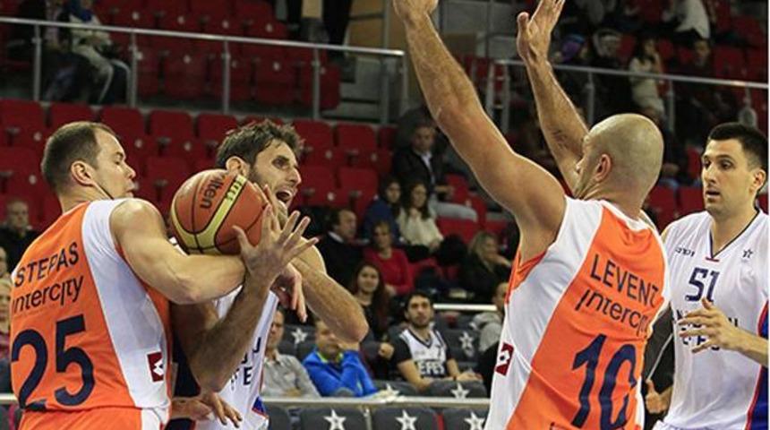 İstanbul B&uuml;y&uuml;kşehir Belediyespor 64 - 106 Anadolu Efes