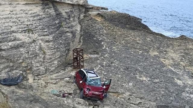 El frenini çekmeyi unutunca Pembe Kayalar'dan uçtular