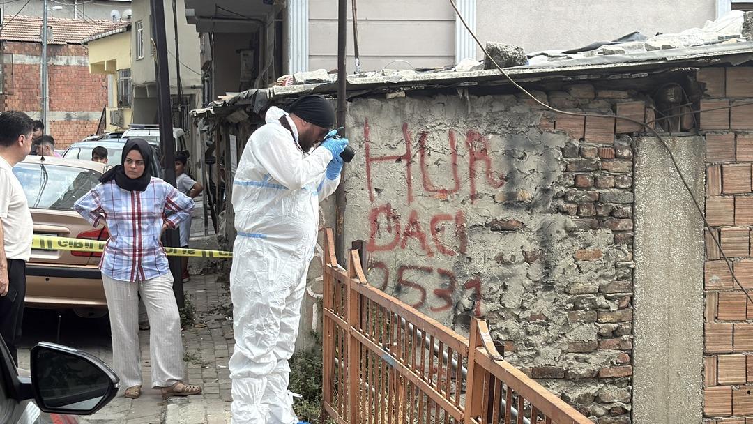Kağıthane de ev arkadaşı dehşeti! Yumurta yaptığı sırada boğazını keserek öldürdü 1