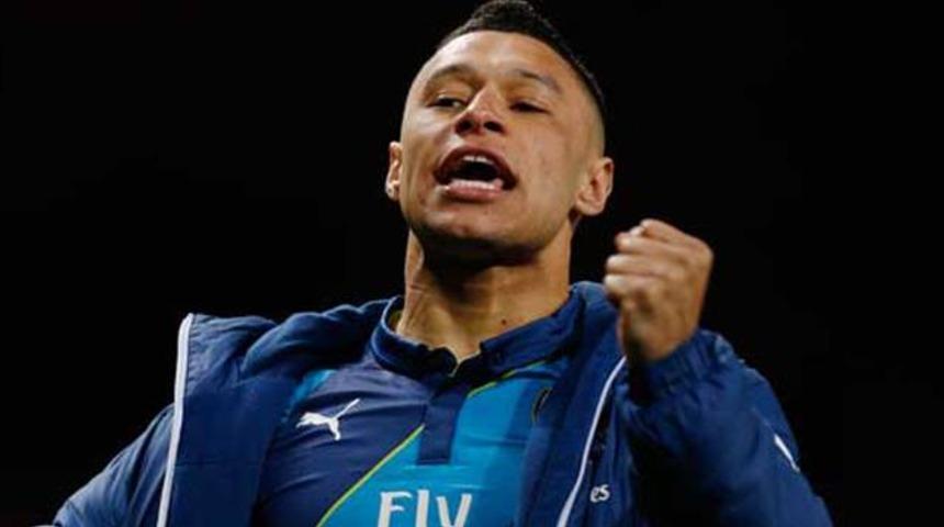 Arsenal'de Chamberlain 1 ay yok!