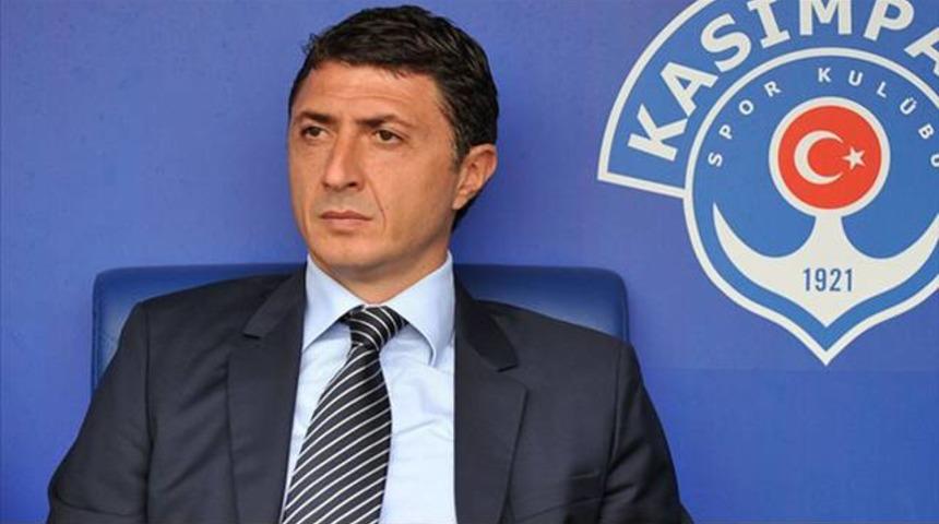 Şota Arveladze istifa etti