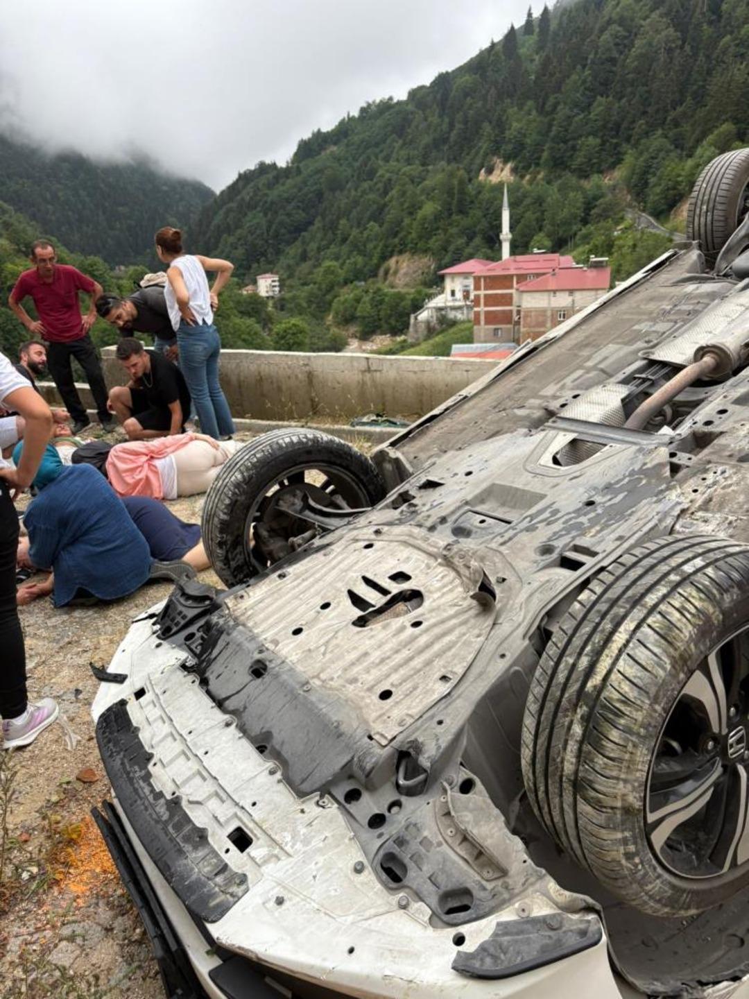 Göksu travertenlerinde trafik kazası: 4 yaralı 2