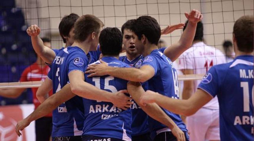 İstanbul B&uuml;y&uuml;kşehir Belediyespor 1 - 3 Arkas Spor