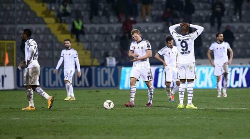 Fenerbah&ccedil;e'nin resmi Twitter hesabı tweeti sildi