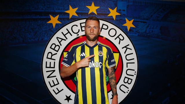 Fenerbahçe, Milan Skriniar ile 4 yıllık sözleşme imzaladı