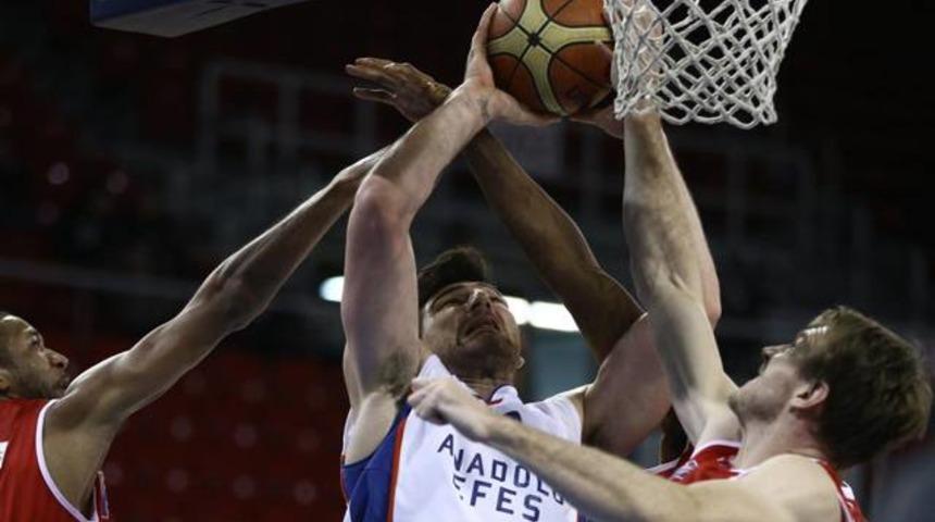 Anadolu Efes 73 - 81 R&ouml;nesans TED Ankara Kolejliler