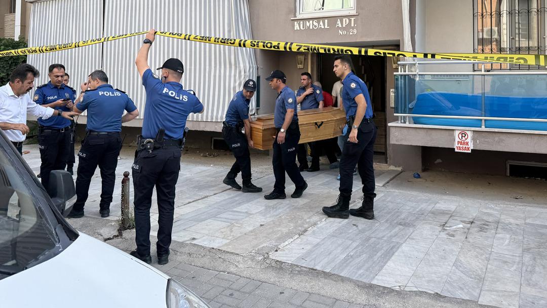 Son dakika | Ailesini katletti, kendini de öldürdü! Denizli de gün korkunç başladı: Polis memuru dehşet saçtı 2