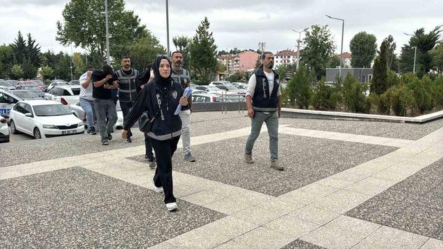 Eğlence mekanından 200 bin liralık alkol çaldılar: Hepsini içtik
