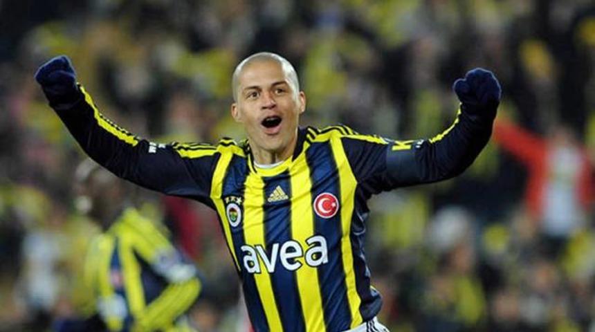 Fenerbahçe'den Alex mesajı