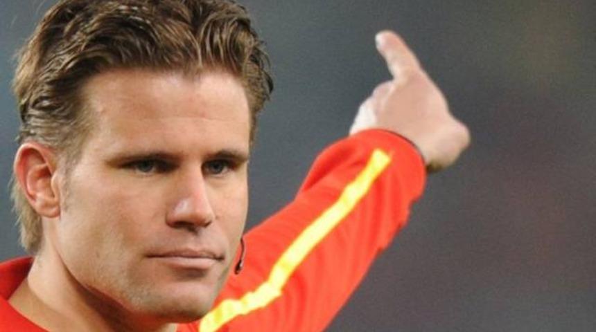 Hollanda - T&uuml;rkiye ma&ccedil;ına skandal hakem