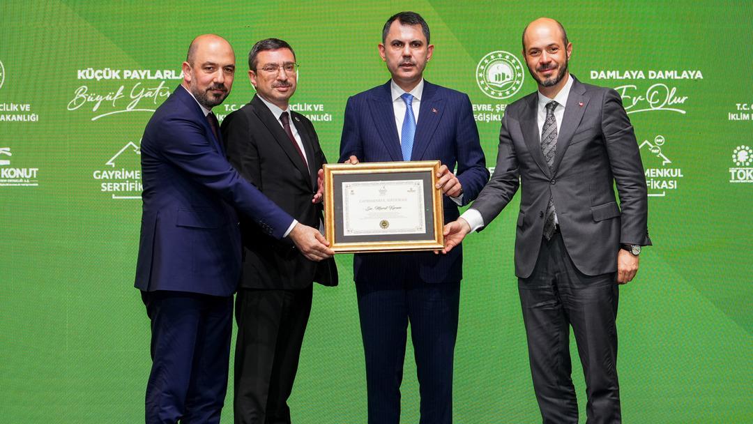 Emlak Konut ekipleri sahaya indi! Projeler vatandaşlara yüz yüze anlatılacak 1