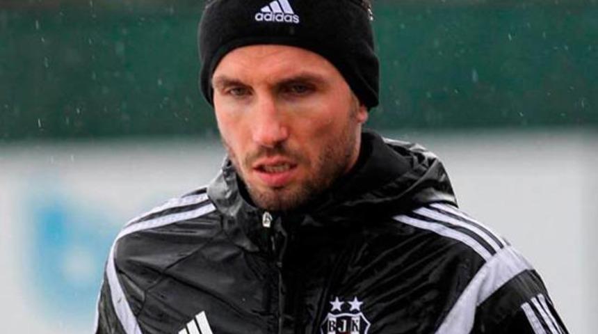 Sivok Beşiktaş'ı kafada bitirdi