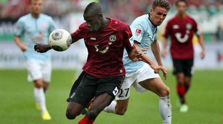 Demba Ba'dan Beşiktaş'a stoper tavsiyesi