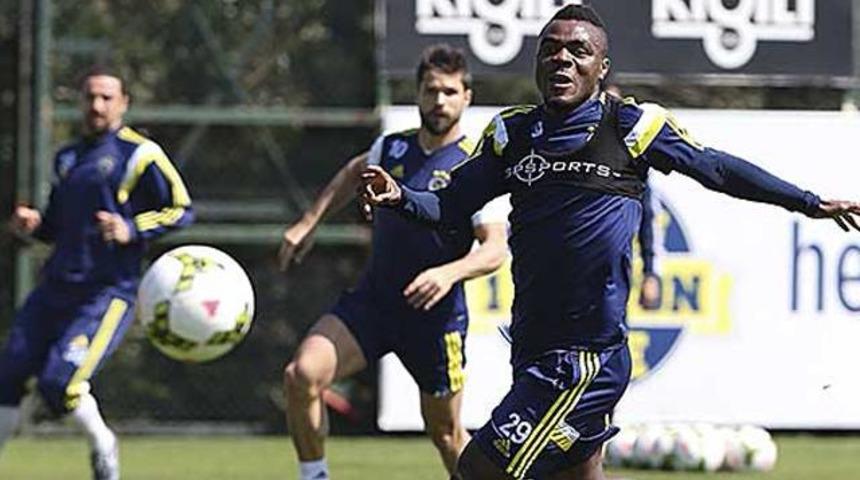 Emenike hırslandı: "Herkes beni g&ouml;recek"