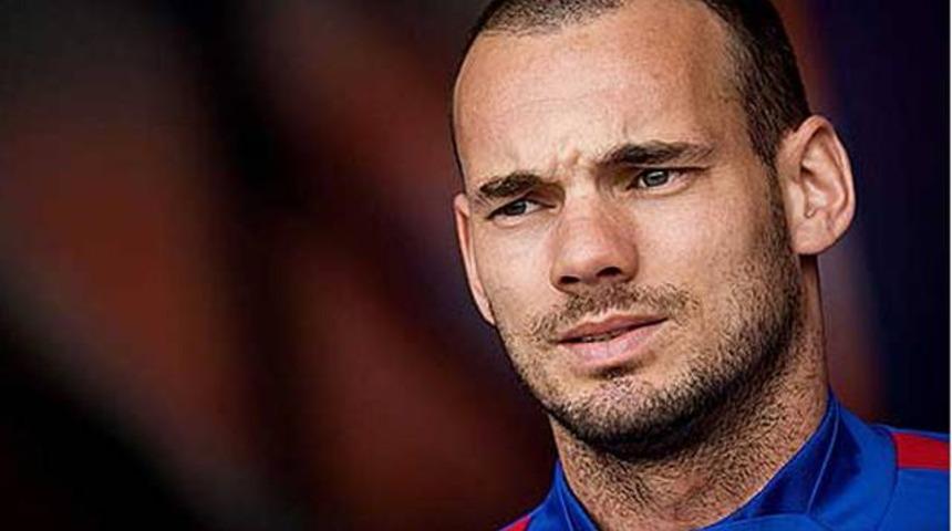 Sneijder: T&uuml;rkiye'ye gol atarsam sevincimi g&ouml;stereceğim...