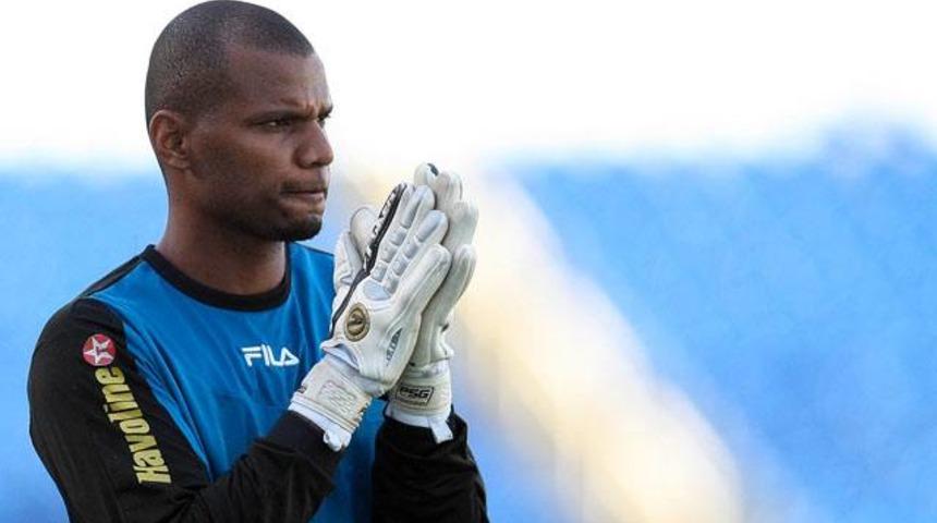 Taffarel manevi oğlunu getiriyor